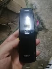 Nokia 2720 -thumb-2