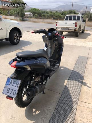 Carénage Supérieur Arrière Droit Pour Keeway Cityblade 125 (année 2020) - Occasion