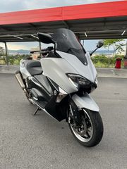 Yamaha TMAX DX '19