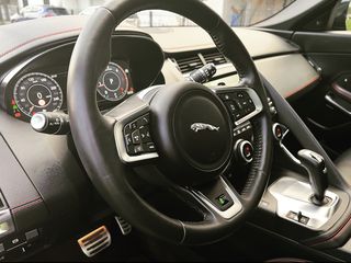 Jaguar E-Pace 2020 CHEQUERED FLAG R-DYNAMIC -thumb-26