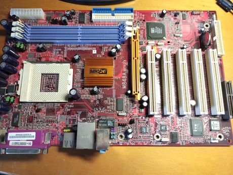 PC Chips M848A Rev 2.1 ATX Motherboard AMD Sockel A 462 AGP PCI CNR LAN USB Sound