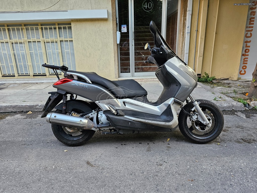 motor yamaha x max 250cc