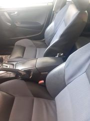 Volvo S60 2003-thumb-9