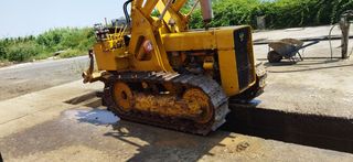 Φορτωτής Με Ερπύστριες CAT 2000 massey ferguson-thumb-6