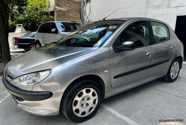 Peugeot 206 2003 - KDP Garage