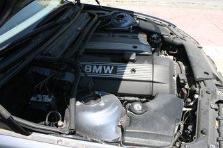 Bmw 330  '01-thumb-15