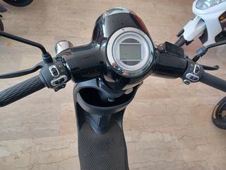 Roller / Scooter 2021-thumb-4