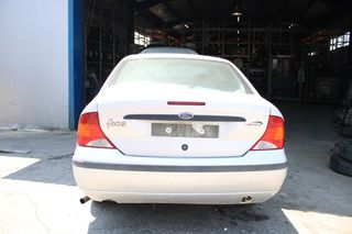 Ford Focus 2000-thumb-4