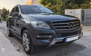 Mercedes-Benz ML 350 '11  BlueTEC 4MATIC 7G-TRONIC PLUS