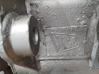 Κουβάδες JCB 2015-thumb-4
