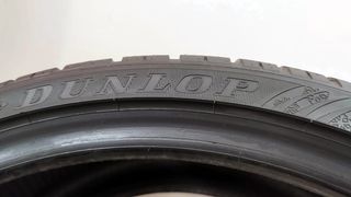 ΣΕΤ Ελαστικά χιωνολάστιχα Dunlop 3.000 χιλ 285/30/21