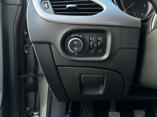 Opel Astra 2017 1.6 CDTI 136hp ecoFlex Start&Stop Dynamic-thumb-59