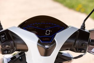 UM 2025 Flash 125 ΑΜΕΣΑ ΔΙΑΘΕΣΙΜΟ !!!-thumb-22