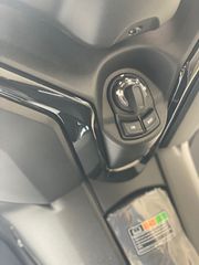 Yamaha XMAX 300 2026 ΕΤΟΙΜΟΠΑΡΑΔΟΤΟ-thumb-16