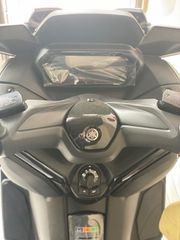 Yamaha XMAX 300 2026 ΕΤΟΙΜΟΠΑΡΑΔΟΤΟ-thumb-17