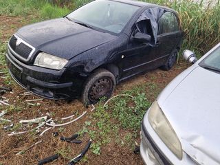 Skoda Fabia 1400 16v-thumb-2