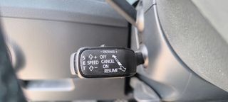 Skoda Superb 2016-thumb-10
