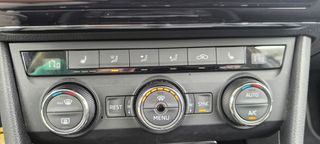 Skoda Superb 2016-thumb-21