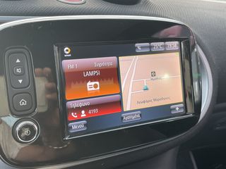Smart ForTwo 2018 Electric  Cabrio-thumb-22