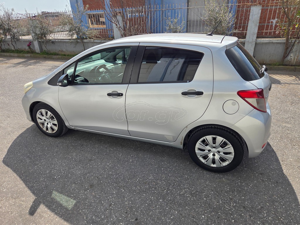 Toyota Yaris 2013 1.4 D-4D