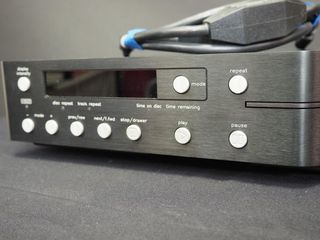 MARK LEVINSON N-390 S  CD Transport-thumb-8