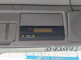 Σασί Volvo 2005 fΗ8x4-thumb-26