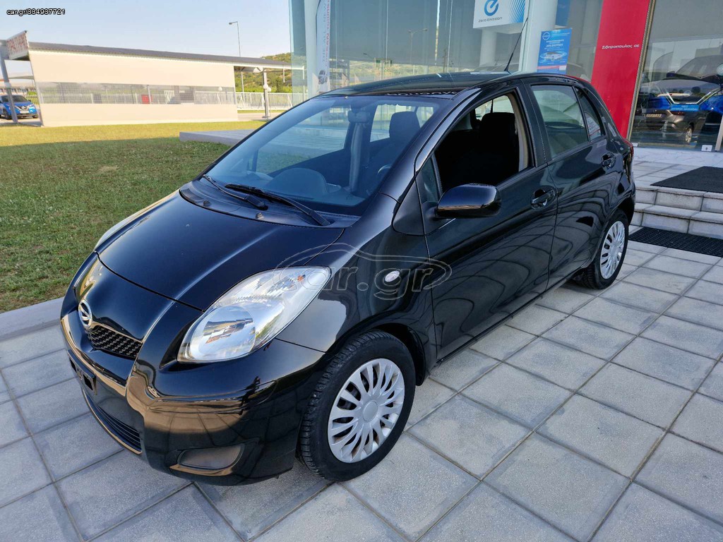Daihatsu Charade 2012