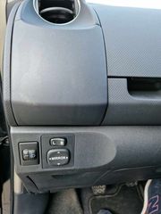 Daihatsu Charade 2012-thumb-13