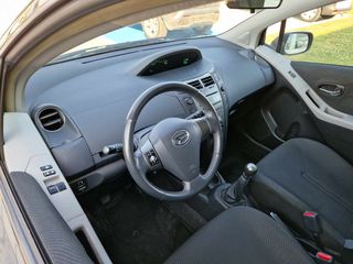 Daihatsu Charade 2012-thumb-17