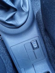 Daihatsu Charade 2012-thumb-19