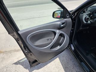 Smart ForFour 2018 EQ passion-thumb-8