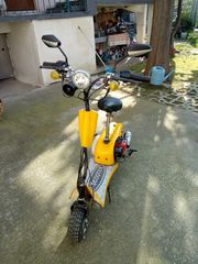 Μοτοσυκλέτα roller/scooter '18