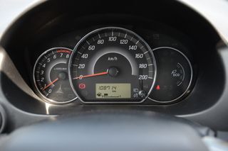 Mitsubishi Space Star 2017 Diamant έκδοση, θερμαινόμενα καθίσματα-thumb-16