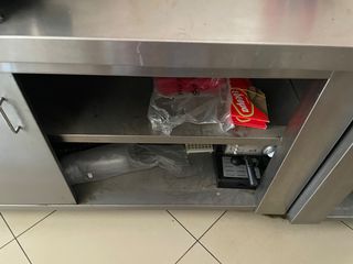 Λάντζα και Πάγκος ανοξείδωτος ερμάριο σε άριστη κατάσταση -thumb-12