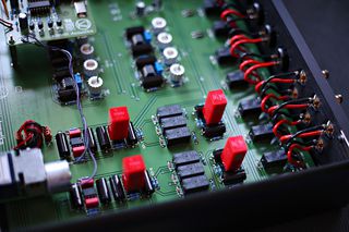 ΠΡΟΕΝΙΣΧΥΤΗΣ  KARAN KAL REFERENCE PREAMLIFIER + PHONO STAGE  MC-thumb-7