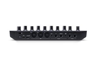 NOVATION CIRCUIT TRACKS GROOVE SYNTH MODULE - Novation-thumb-2