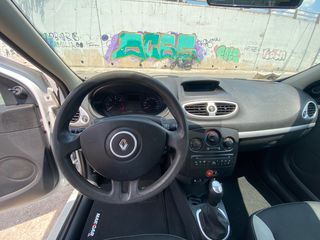 Κλούβα Renault 2012 Clio - ΕΠΑΓΓΕΛΜΑΤΙΚΟ ΓΡΑΜΜΑΤΙΑ  - ΜΕ ΔΟΣΕΙΣ ΧΩΡΙΣ ΤΡΑΠΕΖΕΣ-thumb-8