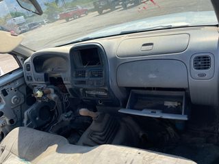 Ταμπλο   Nissan Navara D22 2000-2005 -thumb-3