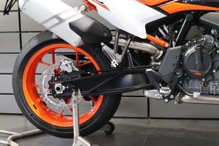 KTM 890 SMT 2024 SMT 890 ΔΩΡΟ ΤΟ TECH PACK!-thumb-15