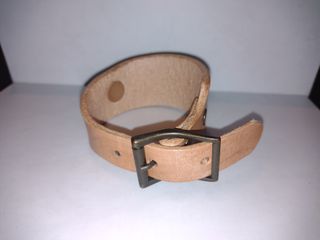 Αντρικό βραχιόλι με conchos -thumb-12