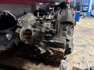 GROUP VAG 02m R32-thumb-2