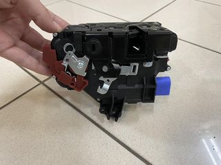 ΚΛΕΙΔΑΡΙΑ ΠΟΡΤΑΣ ΠΙΣΩ ΔΕΞΙΑ BLIC 6010-01-038434P-thumb-2