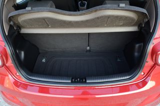 Hyundai i 10 2015-thumb-4