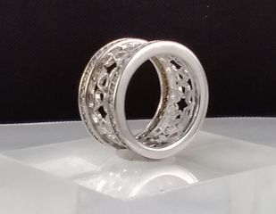 Δαχτυλίδι σε Ασήμι 925° ολόβερο με λευκά ζιργκόν