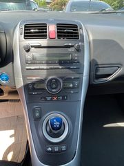 Toyota Auris 2011-thumb-6