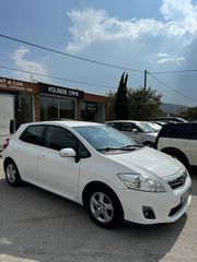 Toyota Auris 2011