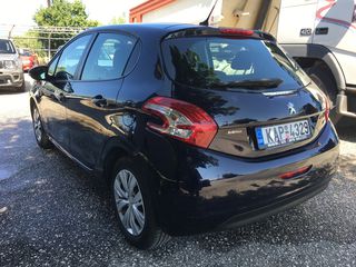 Peugeot 208 2015 1.2 PureTech 82 Urban Move-thumb-5
