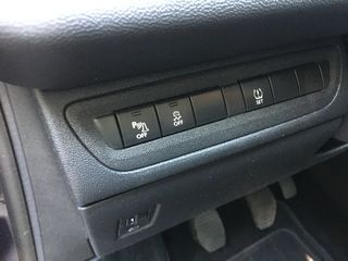 Peugeot 208 2015 1.2 PureTech 82 Urban Move-thumb-16