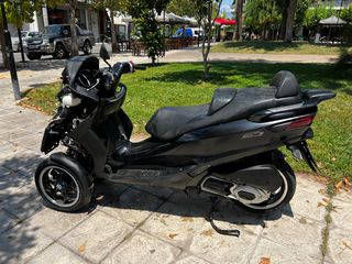 Piaggio MP3 300 LT 2015-thumb-1