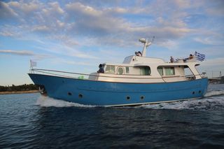 Boat fly / yachts '75 Navalia 58